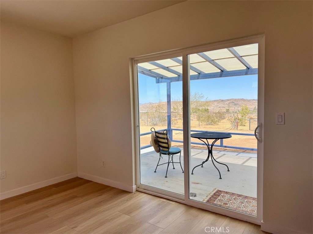 2675 Geronimo Trail Property Photo 7