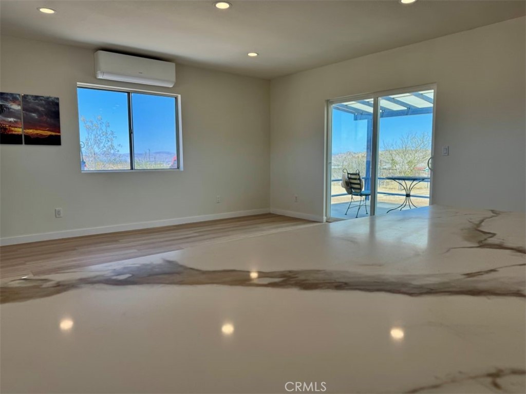 2675 Geronimo Trail Property Photo 9