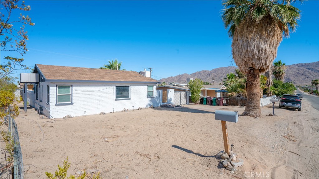 5965 Cahuilla Property Photo 4