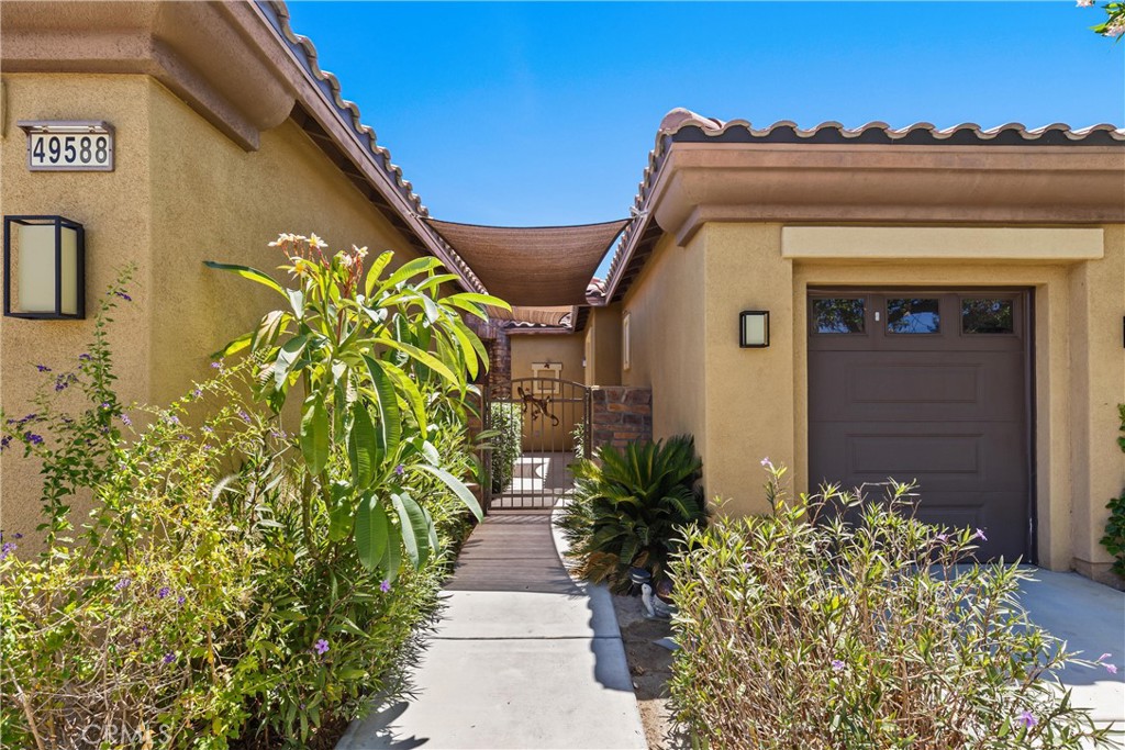 49588 Minelli Street Property Photo 4