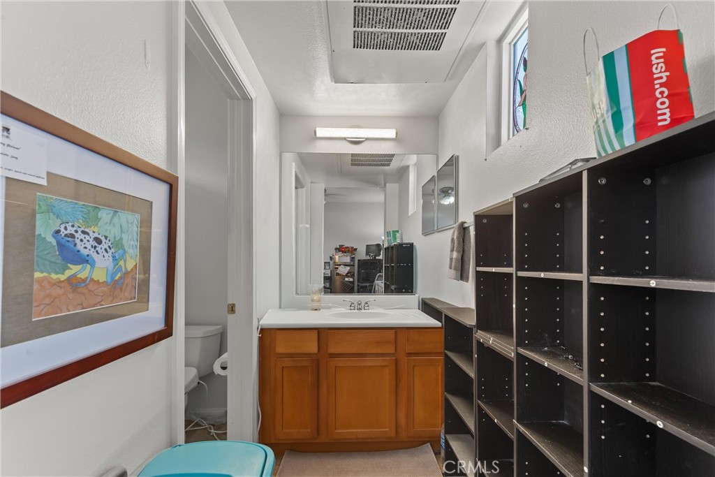 49588 Minelli Street Property Photo 28