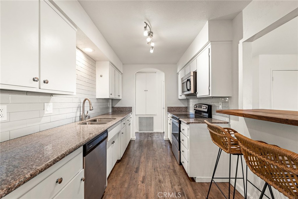 7453 Olympic Road Property Photo 18