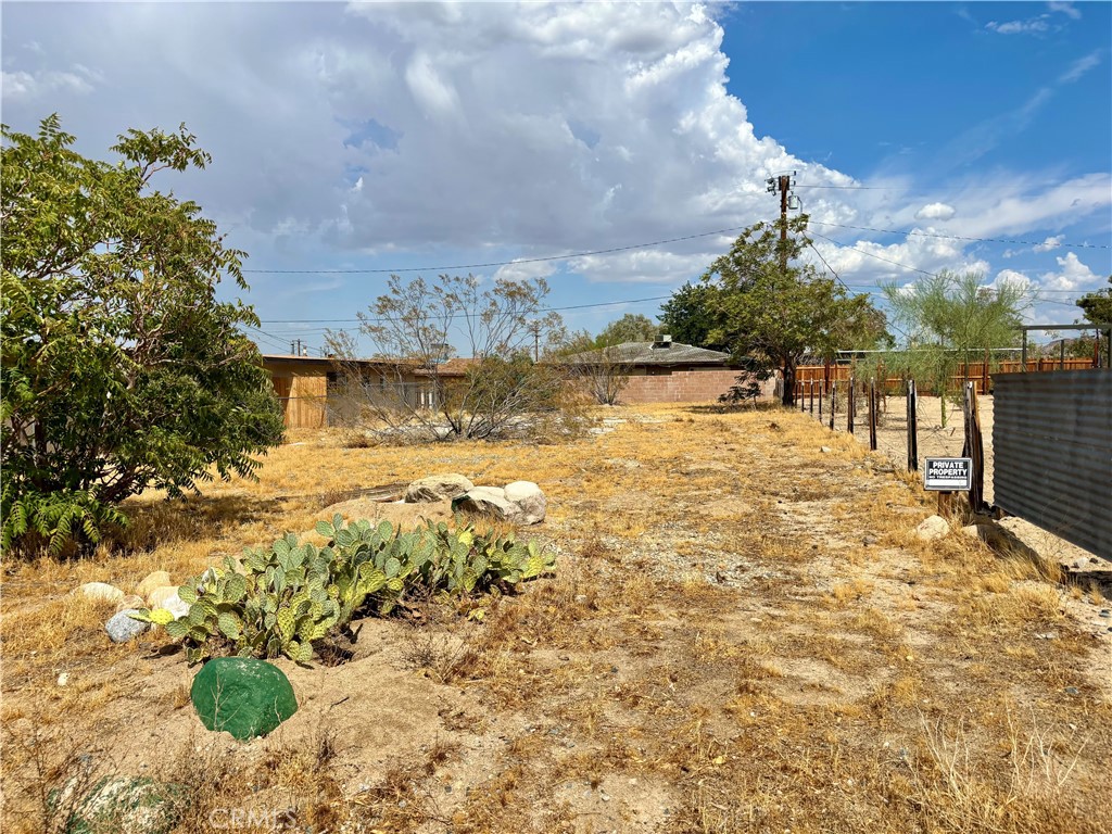 62027 Valley View Circle Property Photo 3