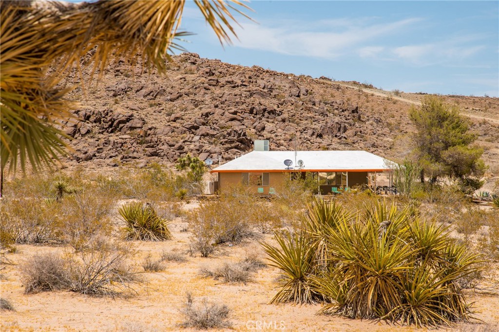 63525 Moonlight Mesa Property Photo 7