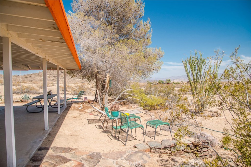 63525 Moonlight Mesa Property Photo 18