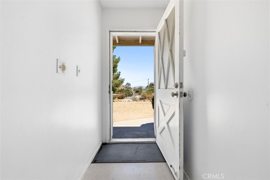 49084 Mojave Property Photo 3