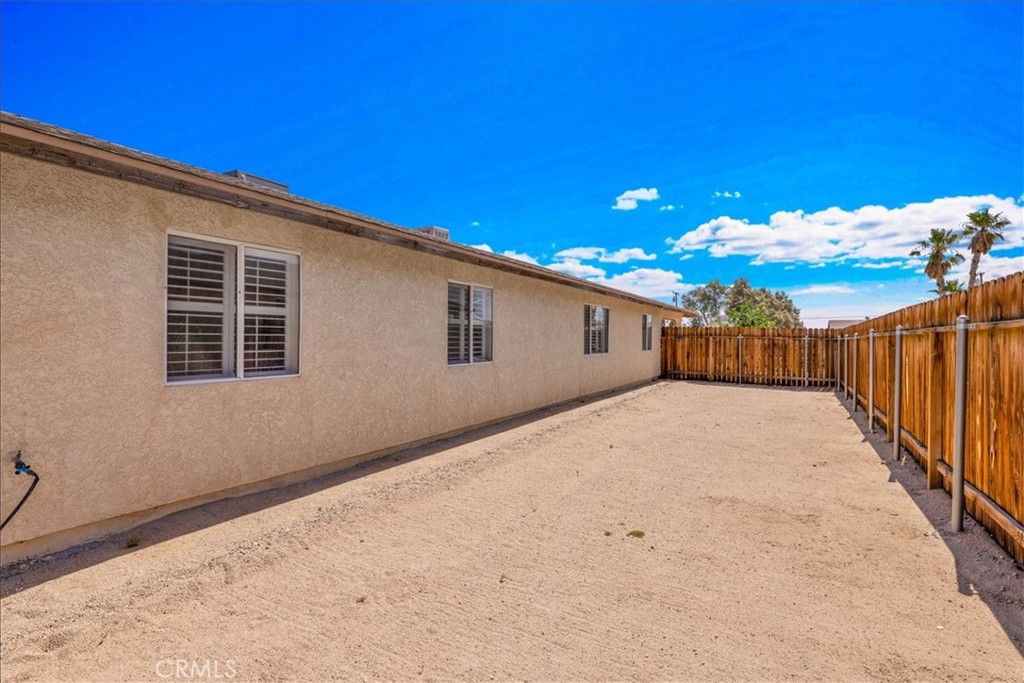 6606 Persia Avenue Property Photo 28
