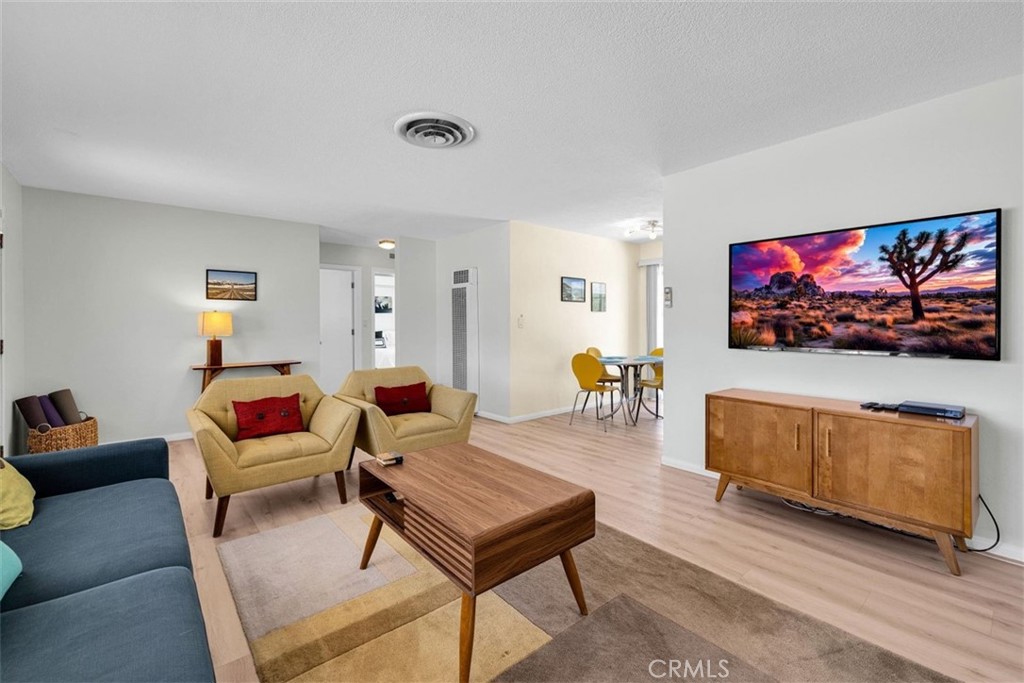 57556 Pueblo Trail Property Photo 12