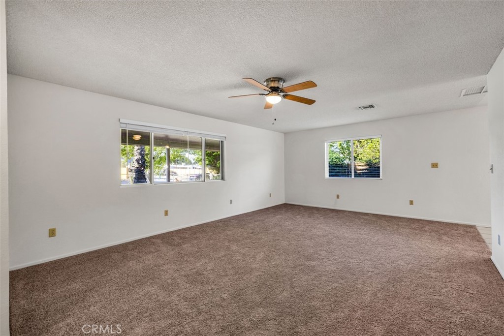 49455 Rosella Property Photo 4
