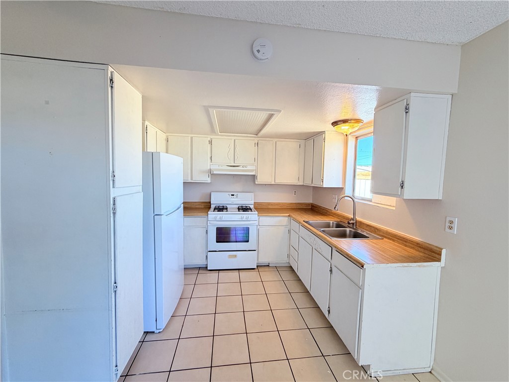 5533 Encelia Drive Property Photo 4