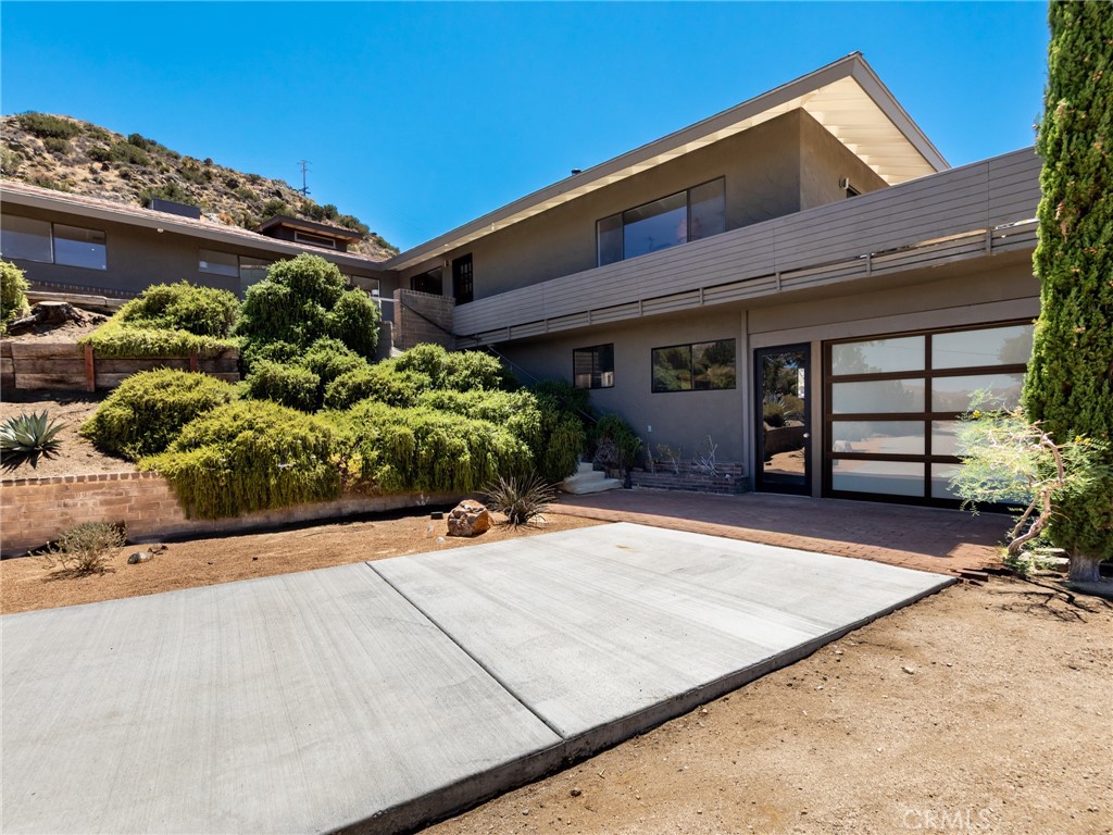 8708 Sage Property Photo 4