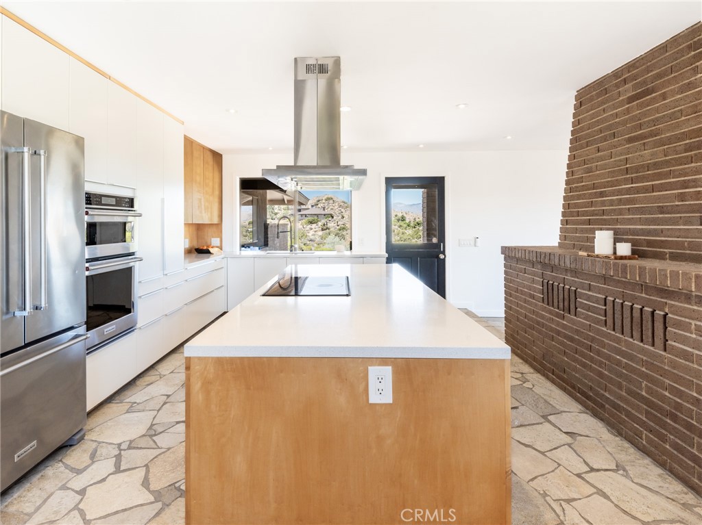 8708 Sage Property Photo 16