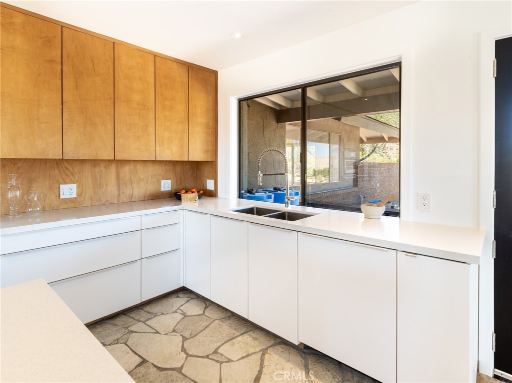 8708 Sage Property Photo 18