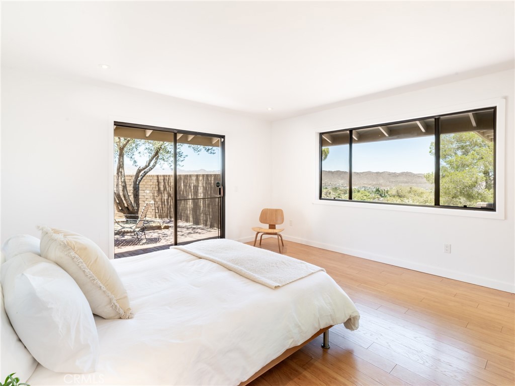 8708 Sage Property Photo 24