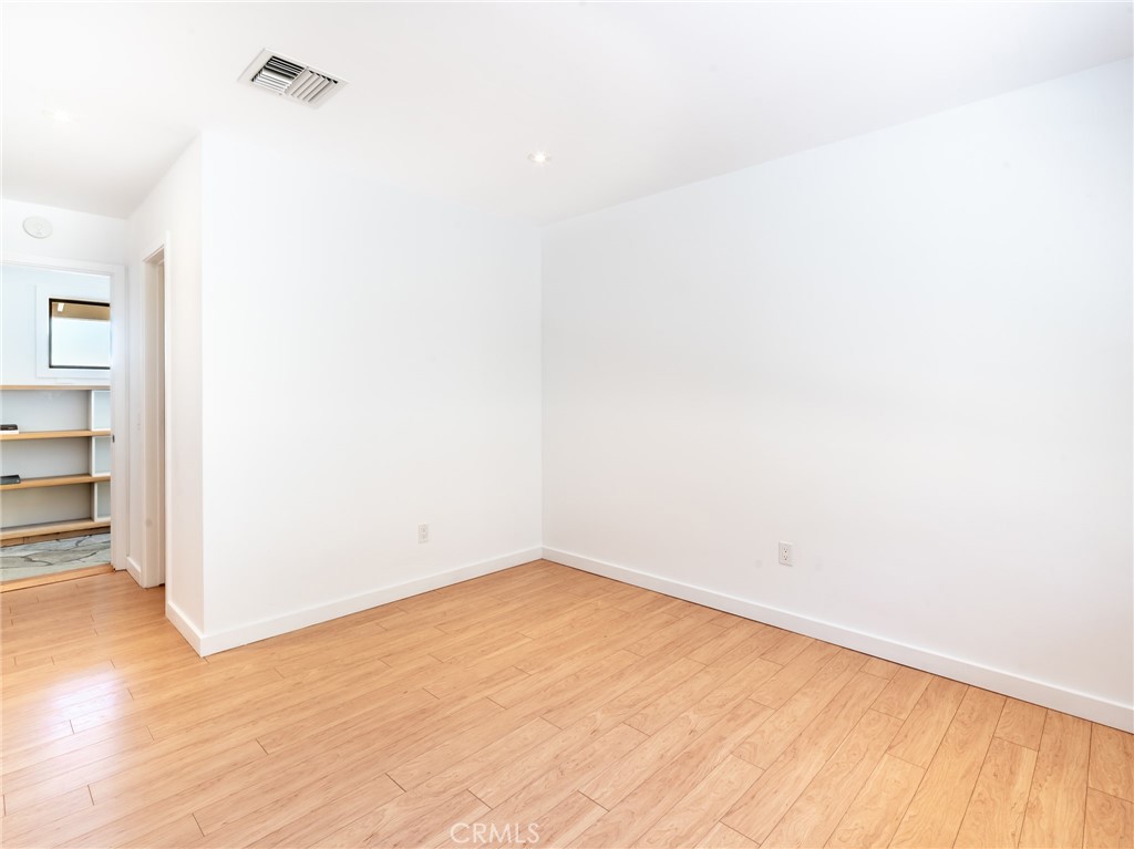 8708 Sage Property Photo 34