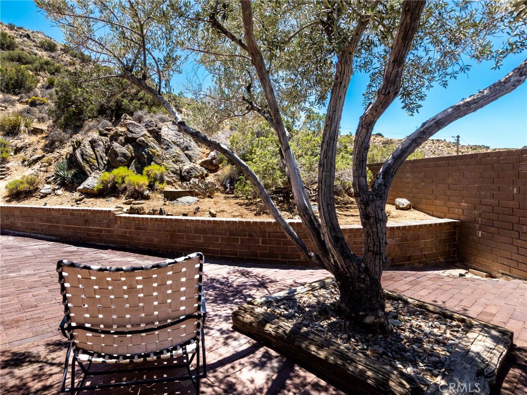8708 Sage Property Photo 42
