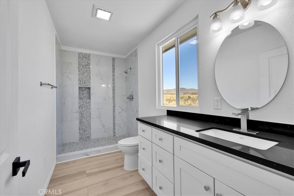 2670 N Sage Avenue Property Photo 23