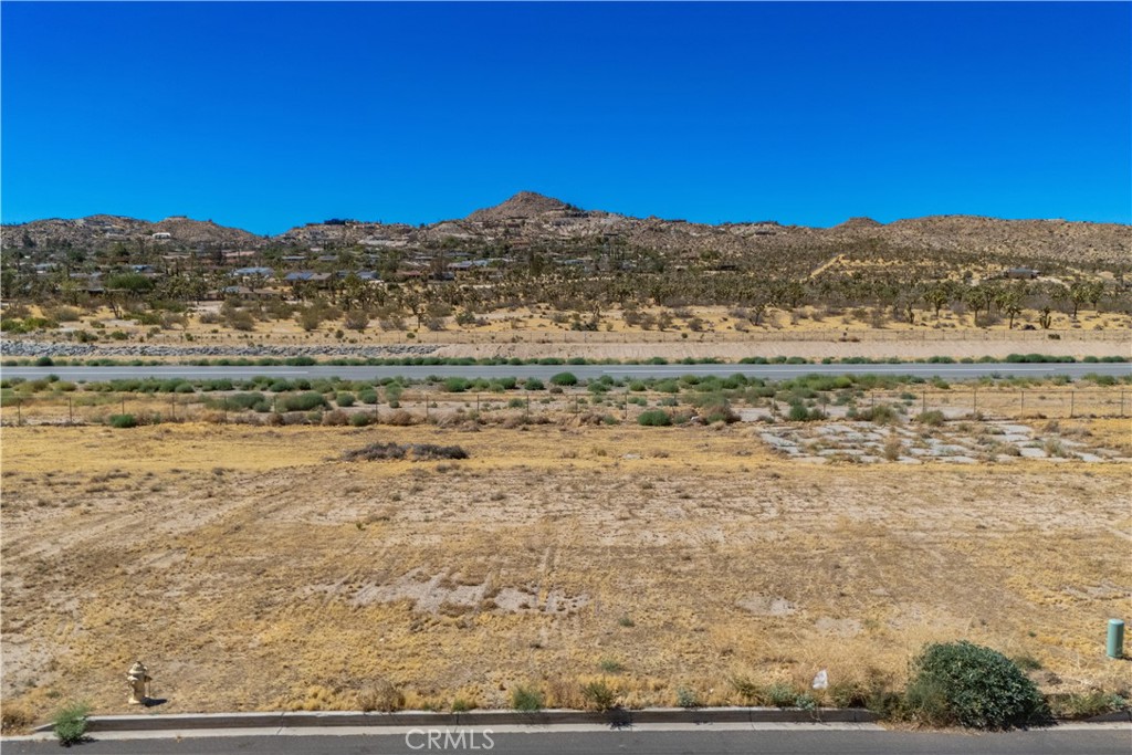 6770 Lindbergh Lane Property Photo 11