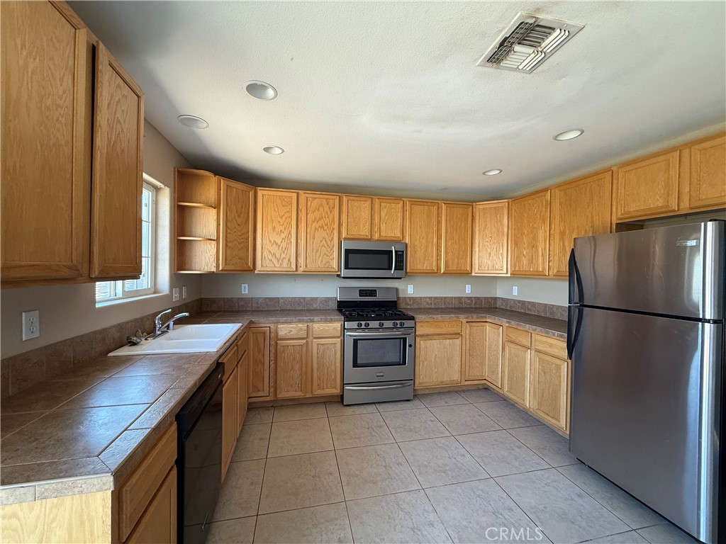 7620 Bedouin Property Photo 6