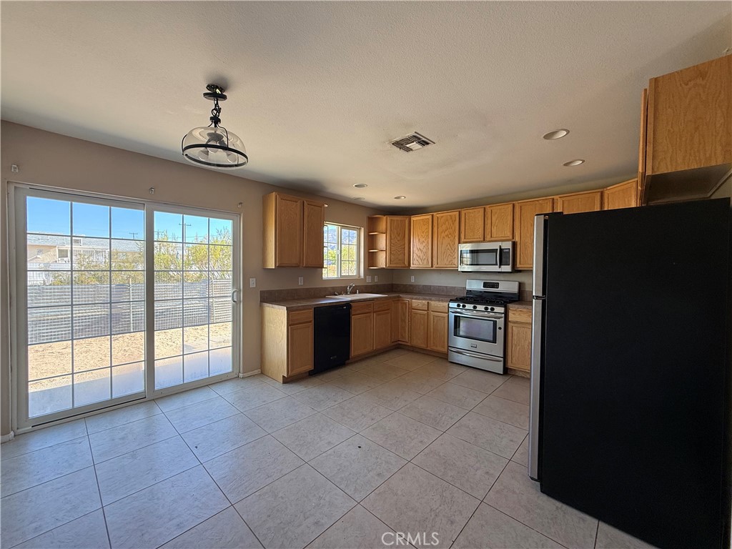 7620 Bedouin Property Photo 8
