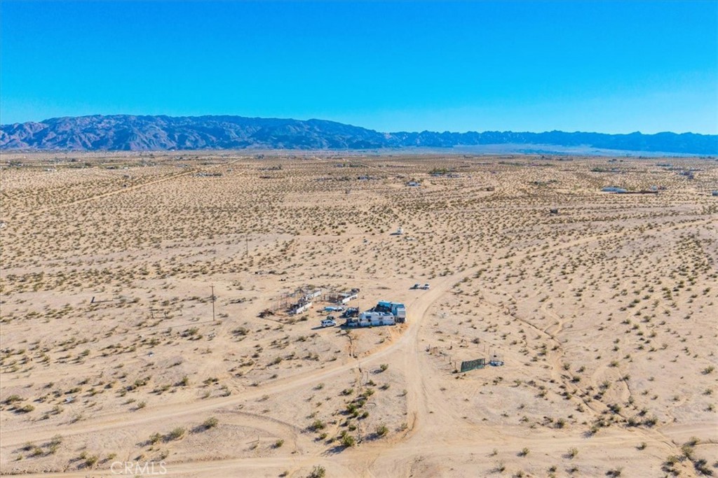 70797 Dunlap Road Property Photo 5