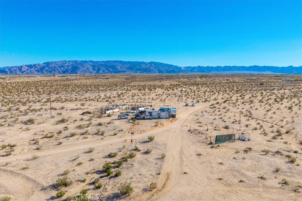 70797 Dunlap Road Property Photo 6