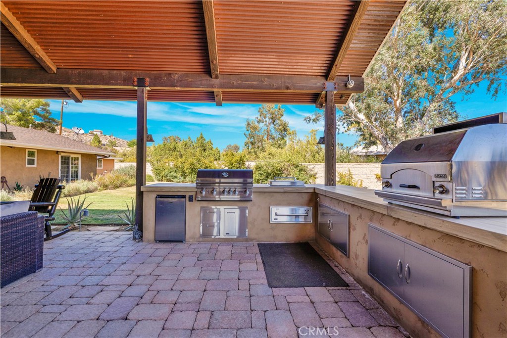 48869 Paradise Avenue Property Photo 41