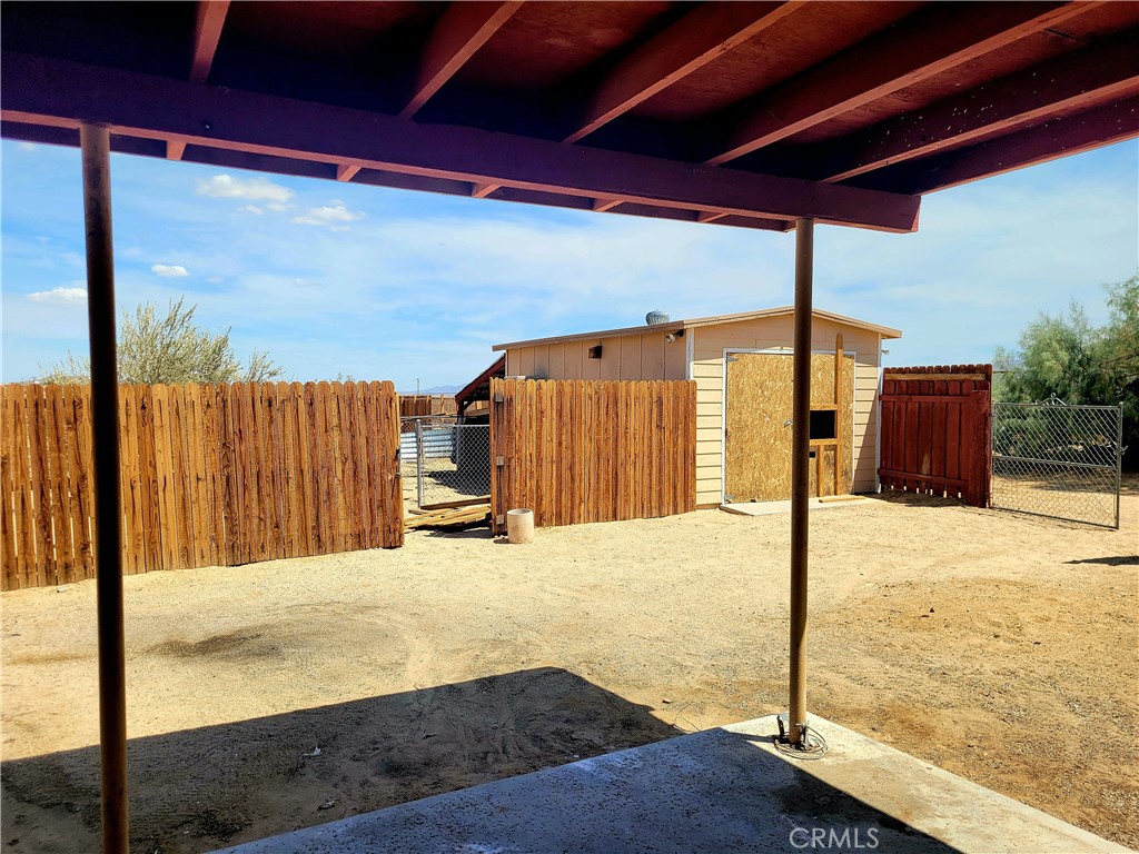 1087 Sunrise Avenue Property Photo 3