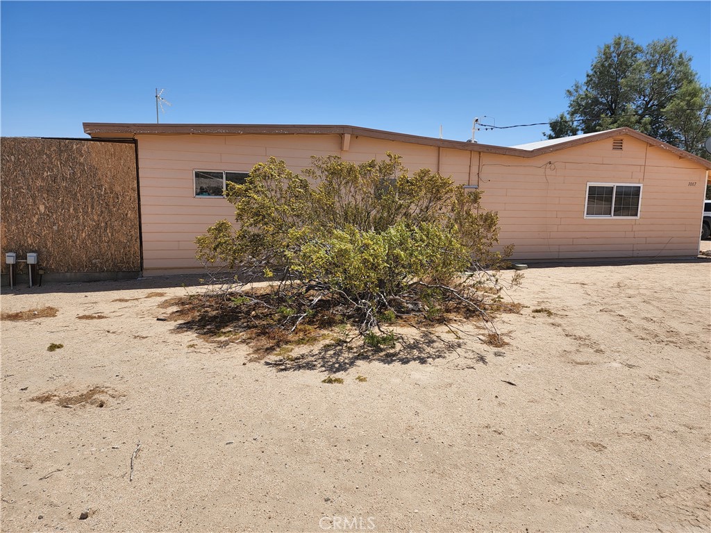 1087 Sunrise Avenue Property Photo 4