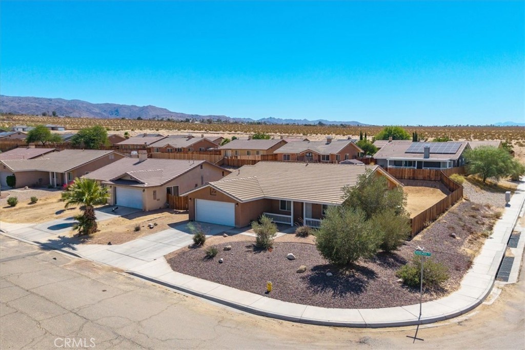 5126 Verenda Property Photo 3