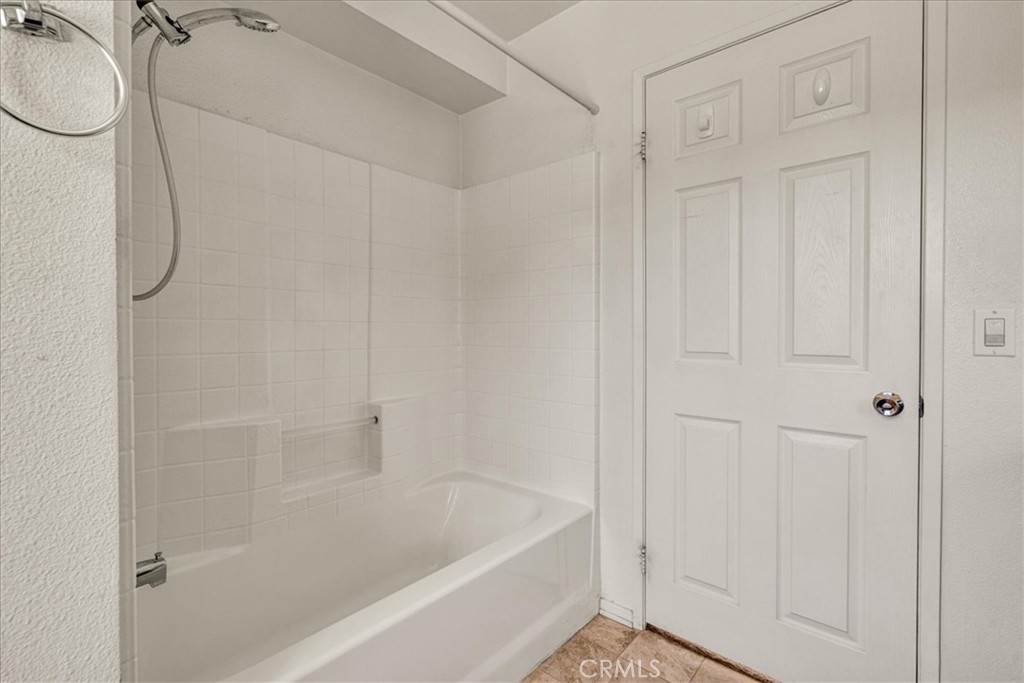 5126 Verenda Property Photo 21