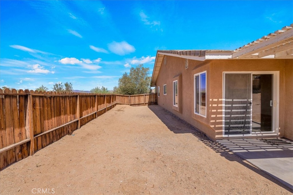 5126 Verenda Property Photo 30