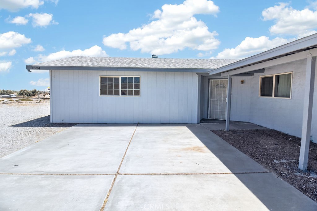 1524 4th St Property Photo 2
