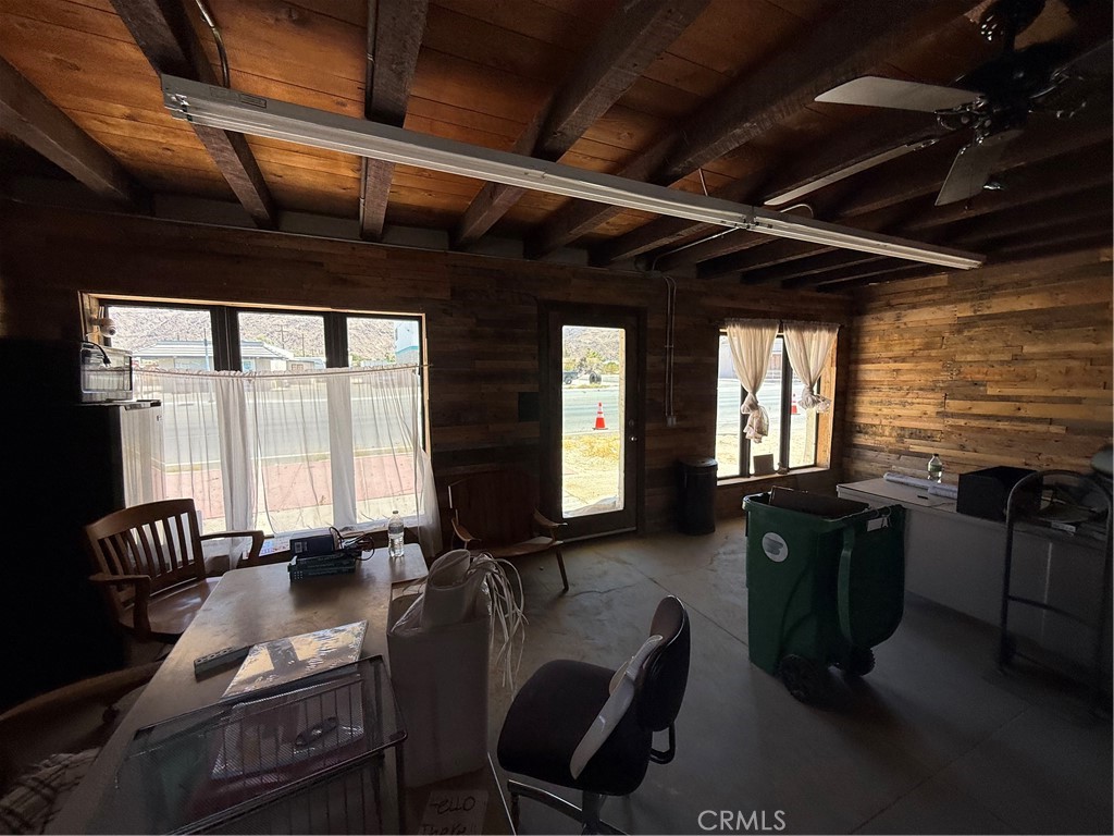 72028 29 Palms Property Photo 5