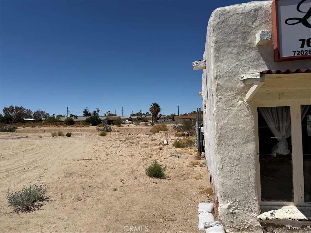 72028 29 Palms Property Photo 14