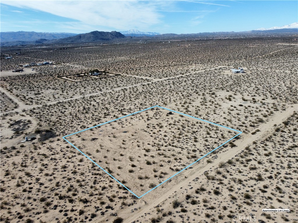1234 Desert Lily Property Photo 4