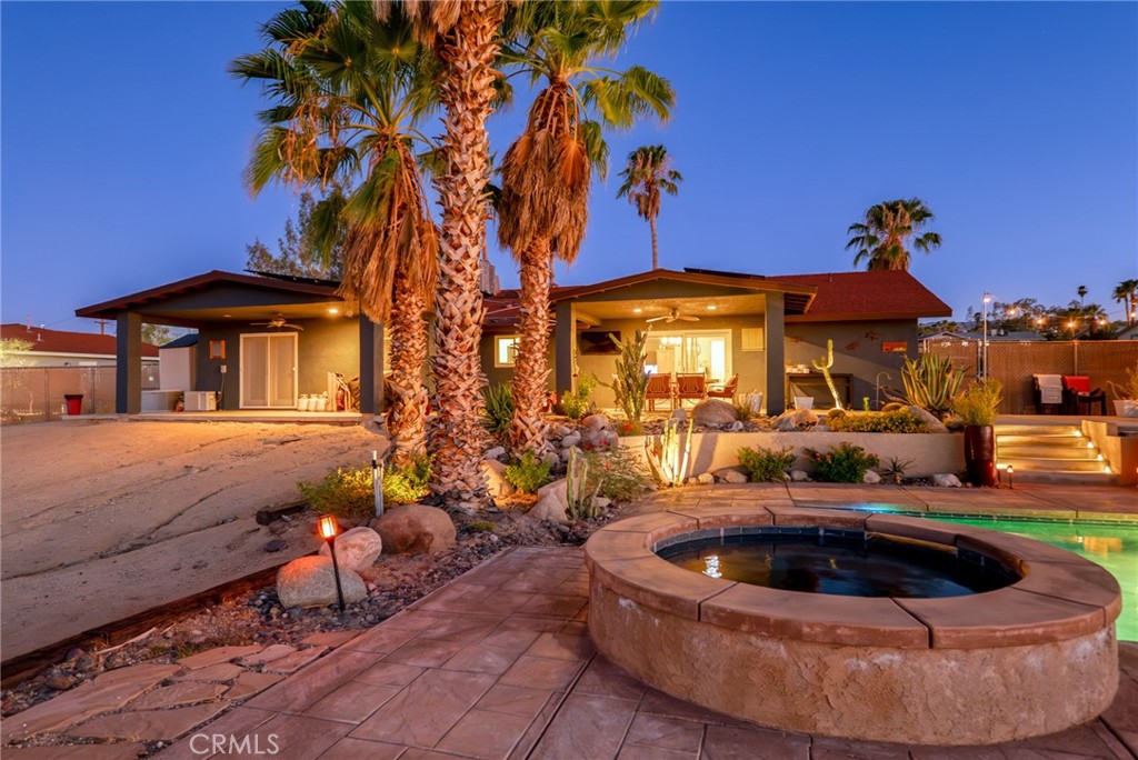 73840 Desert Dunes Property Photo 3