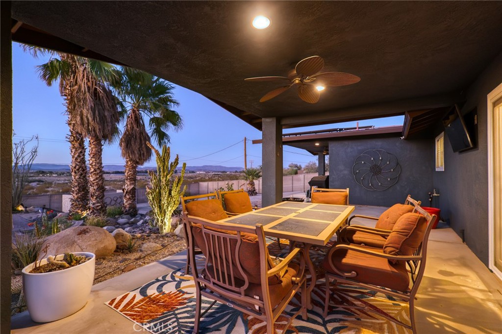 73840 Desert Dunes Property Photo 7