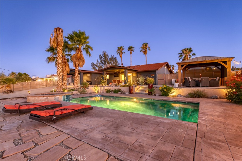 73840 Desert Dunes Property Photo 9