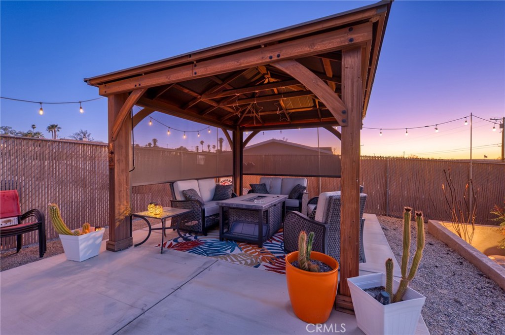 73840 Desert Dunes Property Photo 13