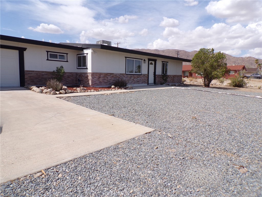 74813 Sunrise Property Photo 2