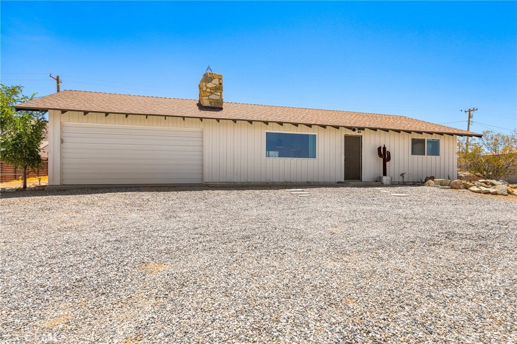 60229 La Mirada Trail Property Photo 3