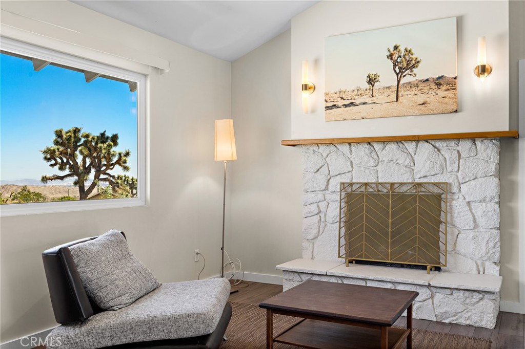 60229 La Mirada Trail Property Photo 10
