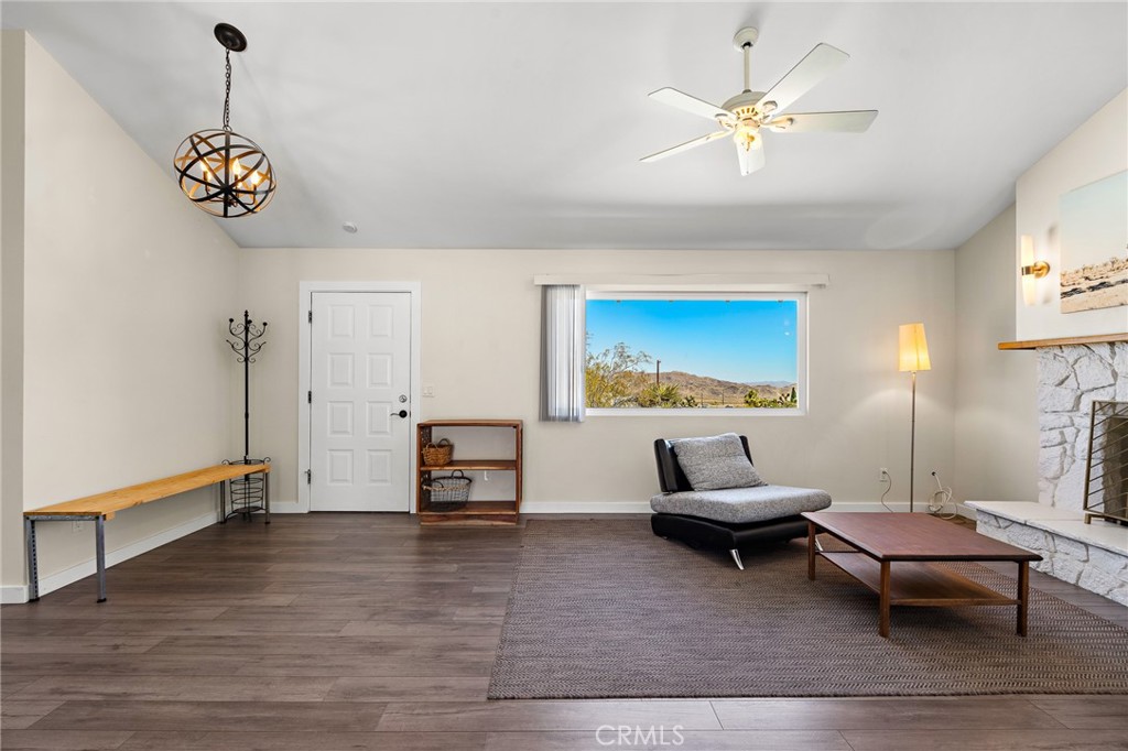 60229 La Mirada Trail Property Photo 11