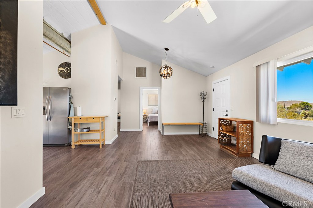 60229 La Mirada Trail Property Photo 12