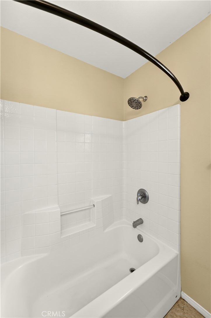 61053 Sandalwood Property Photo 11