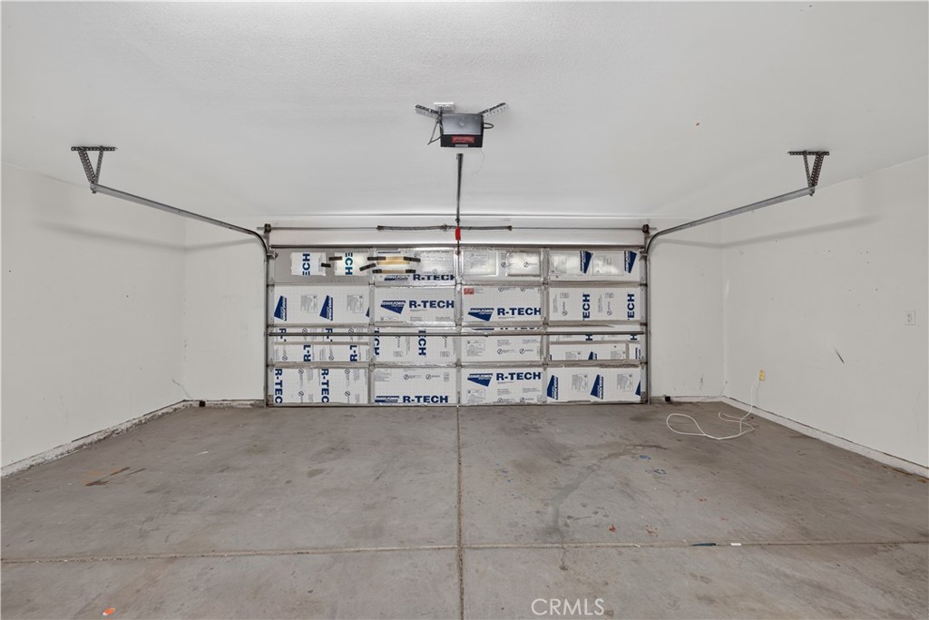 61053 Sandalwood Property Photo 24