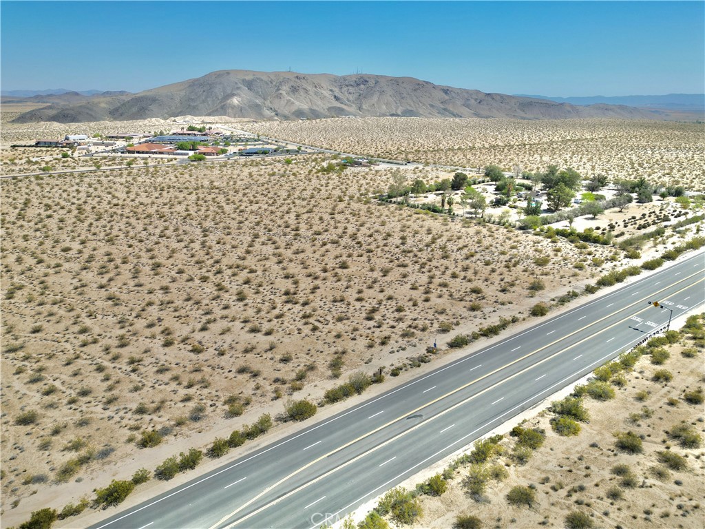66400 29 Palms Highway Property Photo 2