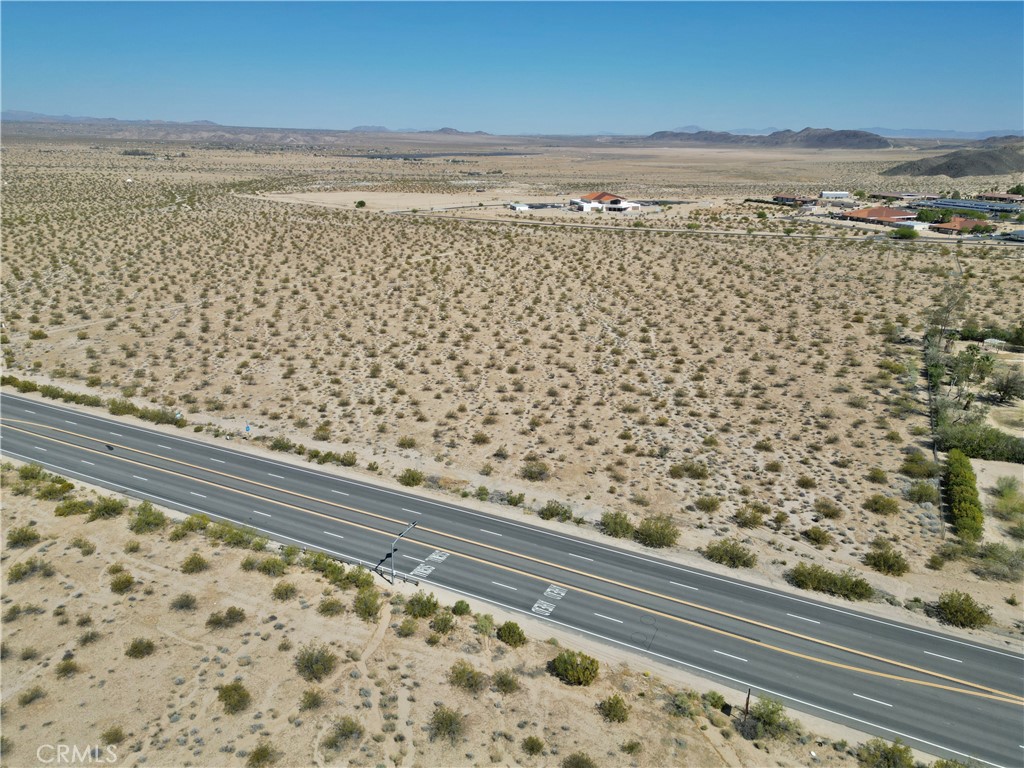 66400 29 Palms Highway Property Photo 5