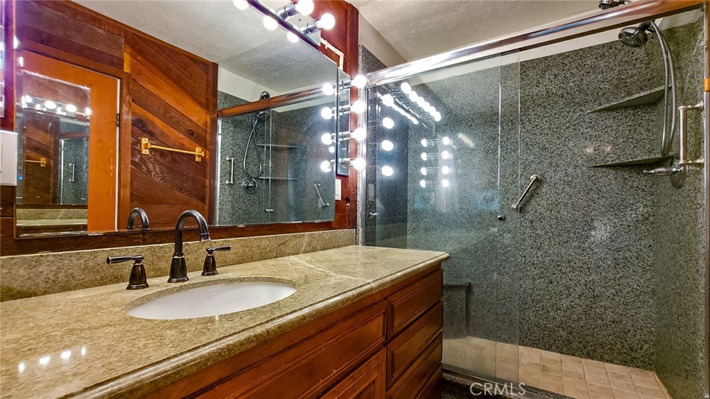 73292 Raymond Way Property Photo 20